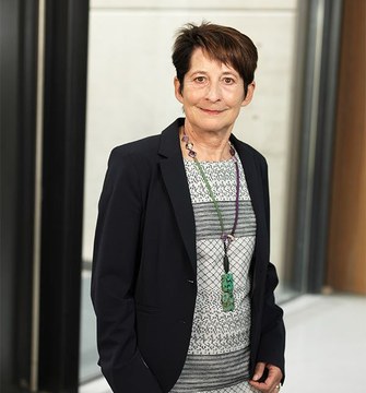 Helga Ecker